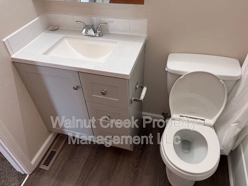 2 Bed - 1.5 Bath Town Home In Lorain property image