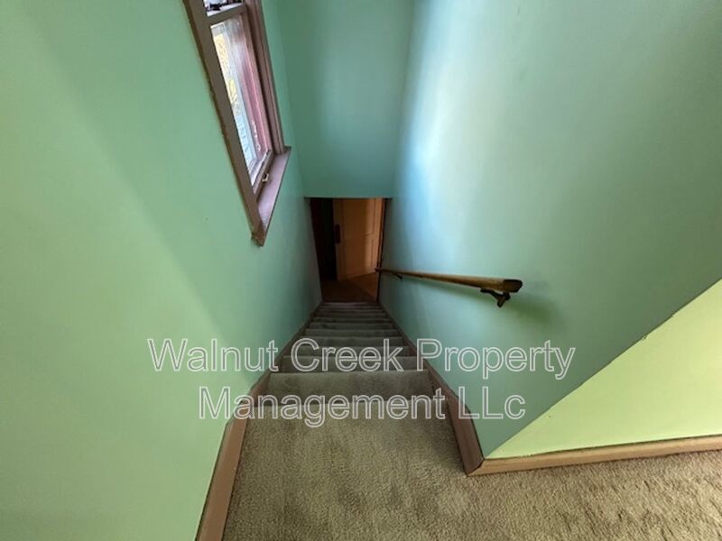 2 Bed- 1 Bath Single Family Home in Elyria property image