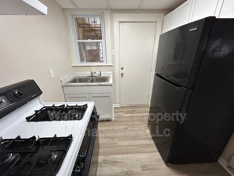 3 Bed - 1 Bath - Up/Down Unit of Duplex in Elyria property image