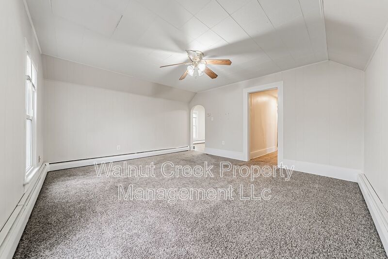 ALL UTILITIES ARE INCLUDED WASHER & DRYER IN UNIT!!! property image