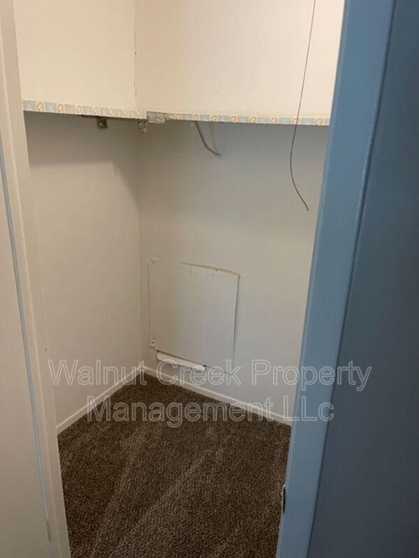 2 Bed - 1.5 Bath - Townhome - All electric property image