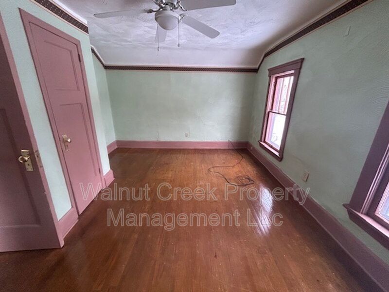 2 Bed- 1 Bath Single Family Home in Elyria property image