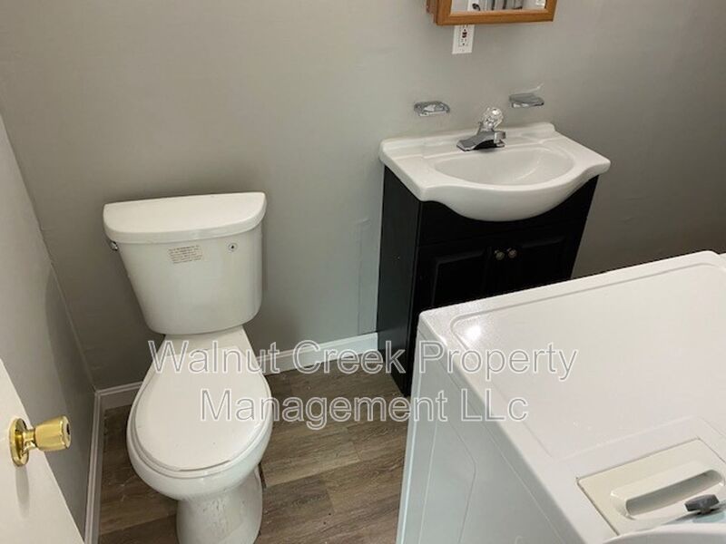 2 Bedroom Town house FREE HEAT! property image