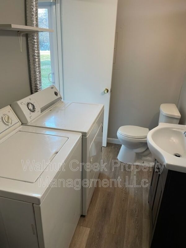 2 Bedroom Town house FREE HEAT! property image