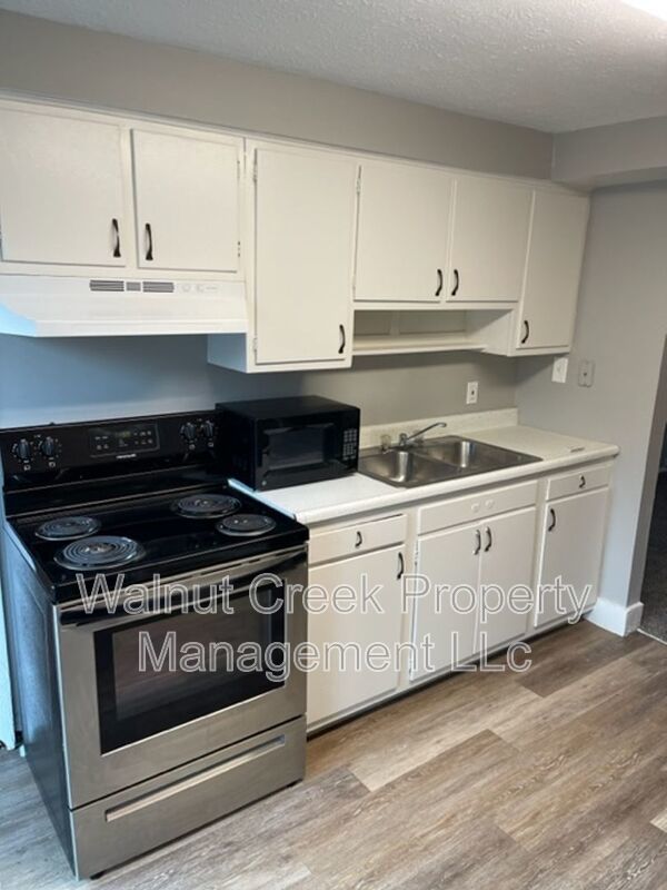 2 Bedroom Town house FREE HEAT! property image