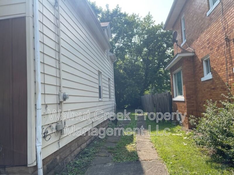 3074 Toledo Avenue property image
