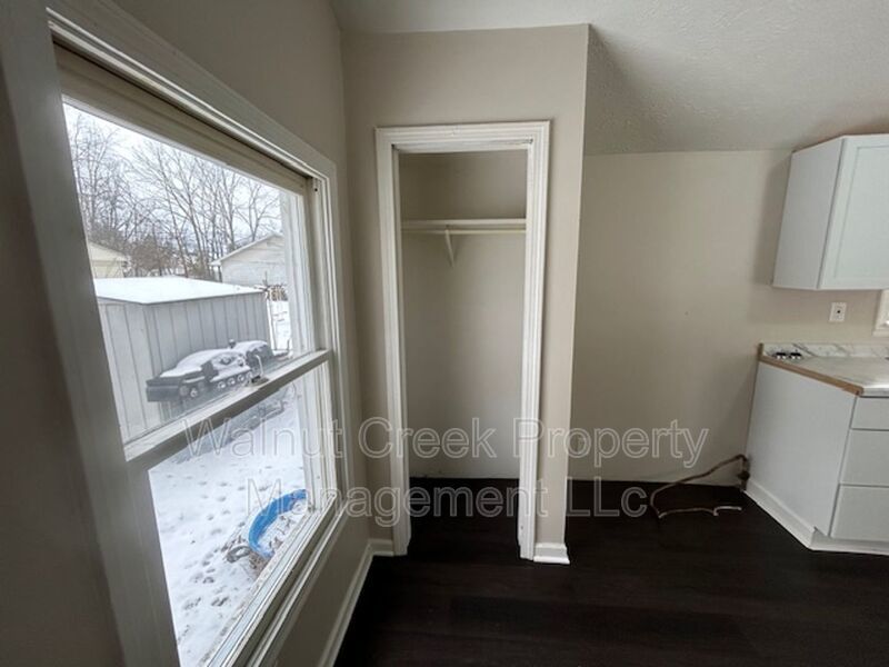Studio Apartment in Elyria - All Utilities Included in Rent property image