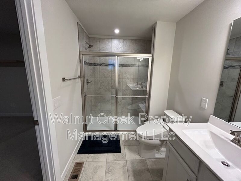 2 Bed- 2 Bath + Dedicated Home Office - Single Family Home in Amherst property image