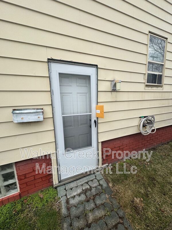 3 Bed 1 Bath Single Family Home property image