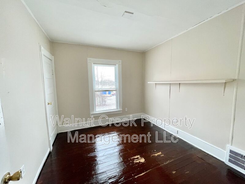 3 Bed- 1 Bath Duplex in Lorain property image