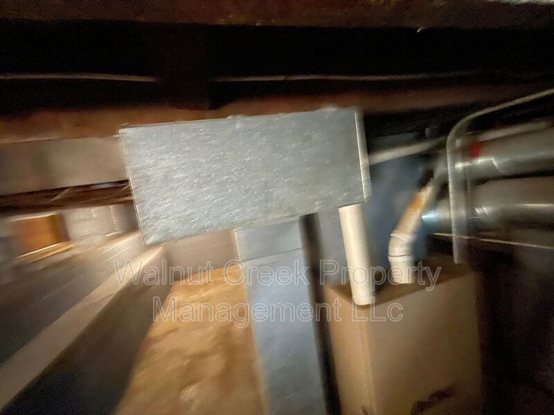 3 Bed- 1 Bath Duplex in Lorain property image