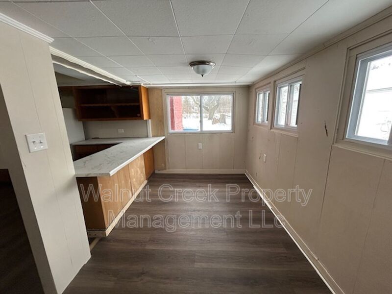 5 Bed - 1.5 Bath Single Family Home in Lorain property image