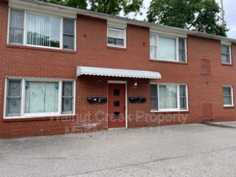 2 BR Apt, Central Air, Midview schools! property image
