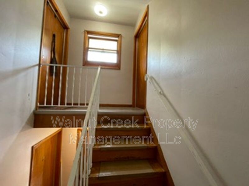 2 BR Apt, Central Air, Midview schools! property image