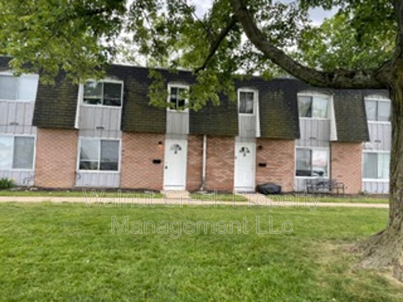 2 Bed- 1.5 Bath in Lorain property image