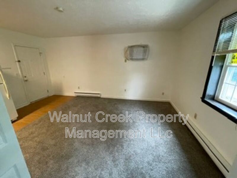1 BR Efficiency, Only Pay Electric! property image