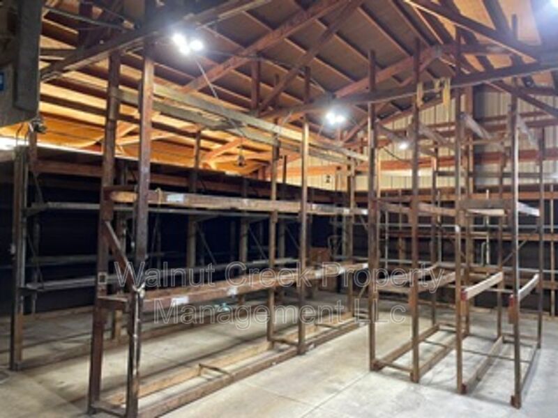 Commercial Space - Former Sutton Tire Center property image