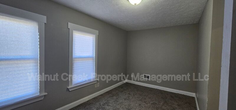 4 Bed - 2 Bath - Single Family Home in Cleveland property image