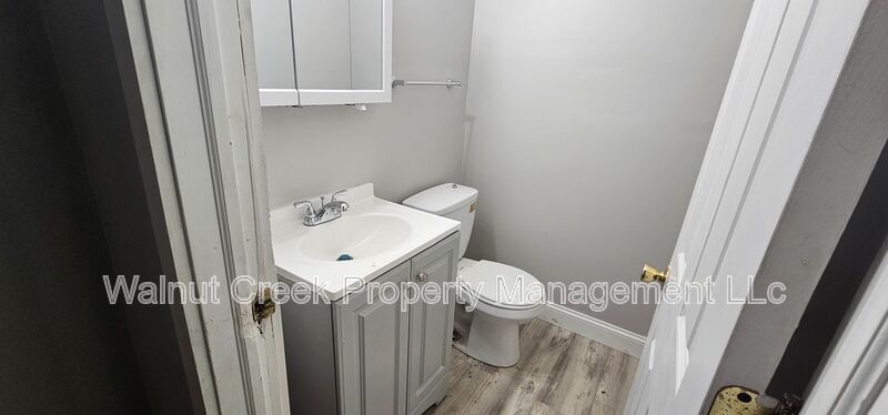 4 Bed - 2 Bath - Single Family Home in Cleveland property image