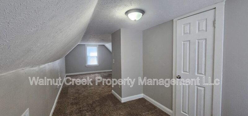 4 Bed - 2 Bath - Single Family Home in Cleveland property image