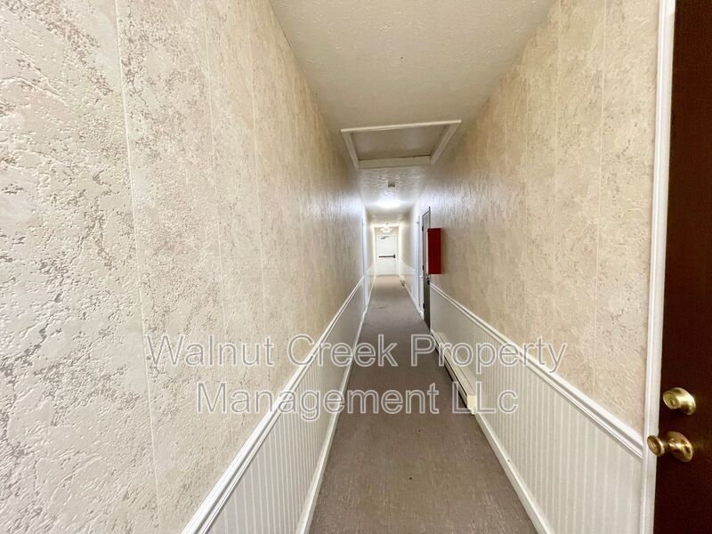 Quiet Complex, 1 BR Efficiency! Only Pay Electric! property image