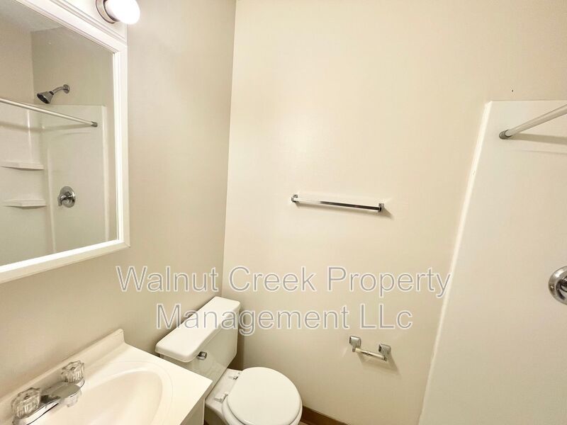 Quiet Complex, 1 BR Efficiency! Only Pay Electric! property image