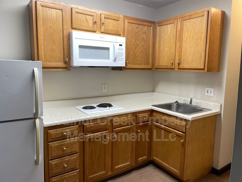 Quiet Complex, 1 BR Efficiency! Only Pay Electric! property image