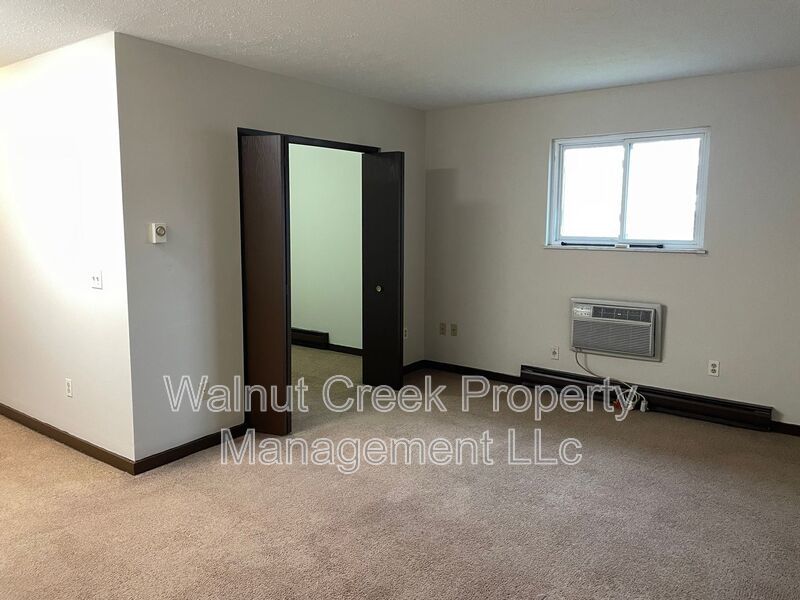 Quiet Complex, 1 BR Efficiency! Only Pay Electric! property image