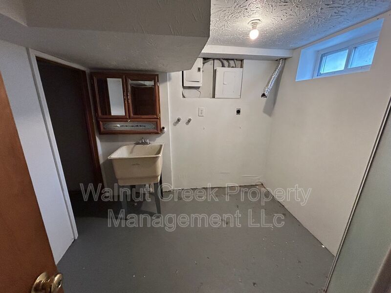 2 Bed - 1 Bath Unit property image
