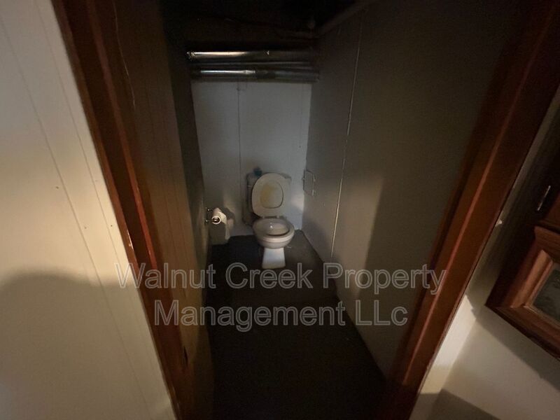 2 Bed - 1 Bath Unit property image