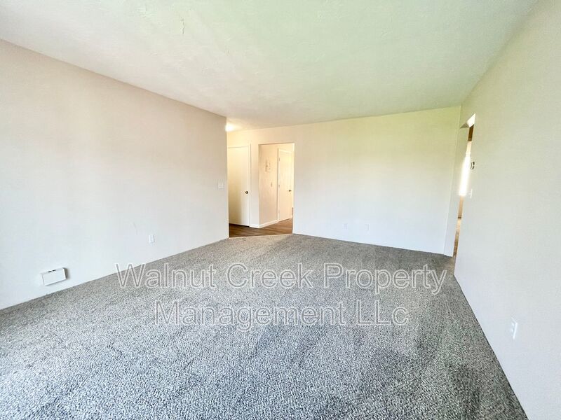 FREE HEAT - 2 BR Near Shopping and Highways! Updating has been done! property image