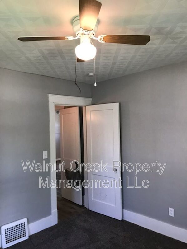 3 Bed - 1 Bath - Single Family Home in Lorain property image