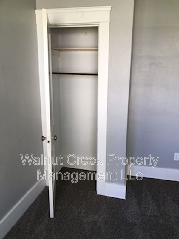 3 Bed - 1 Bath - Single Family Home in Lorain property image