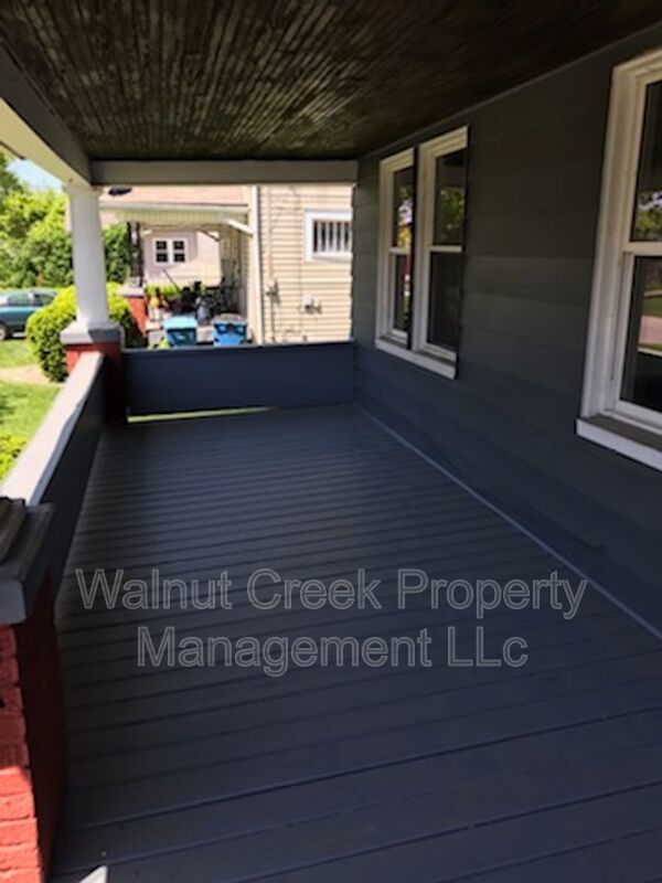3 Bed - 1 Bath - Single Family Home in Lorain property image