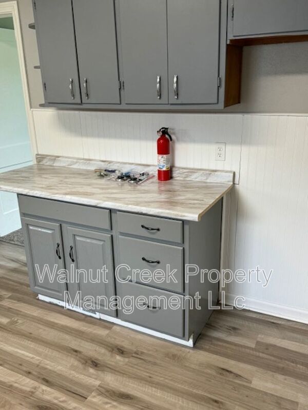 3 Bed - 1 Bath - Single Family Home in Lorain property image