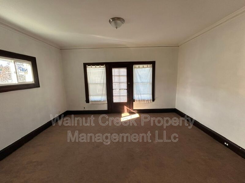 3 Bed - 1 Bath - Apartment - Cleveland property image