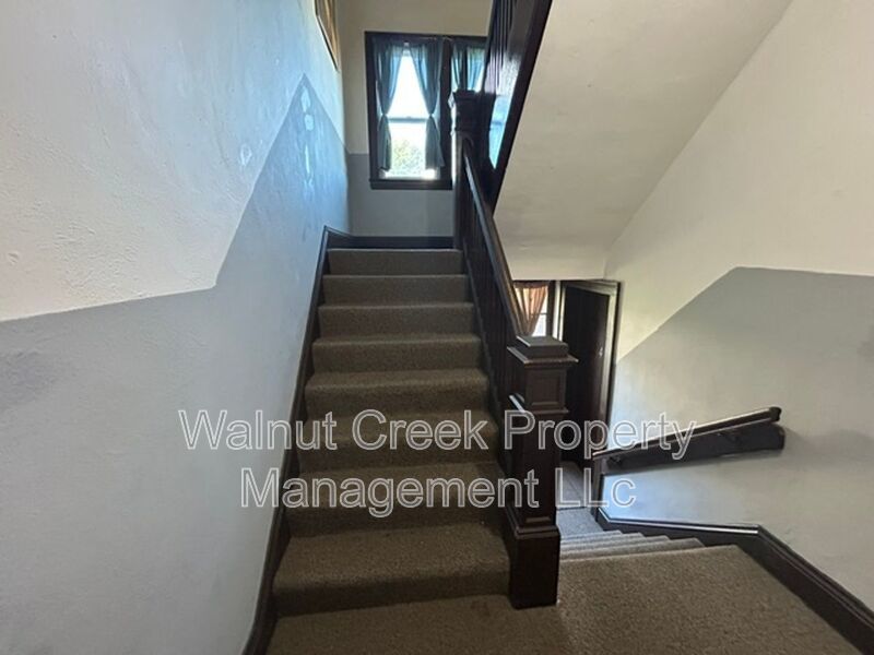 3 Bed- 1 Bath Apartment property image